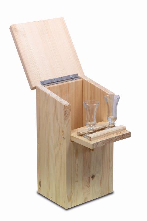 Schluckspecht mit neutralen Gläsern